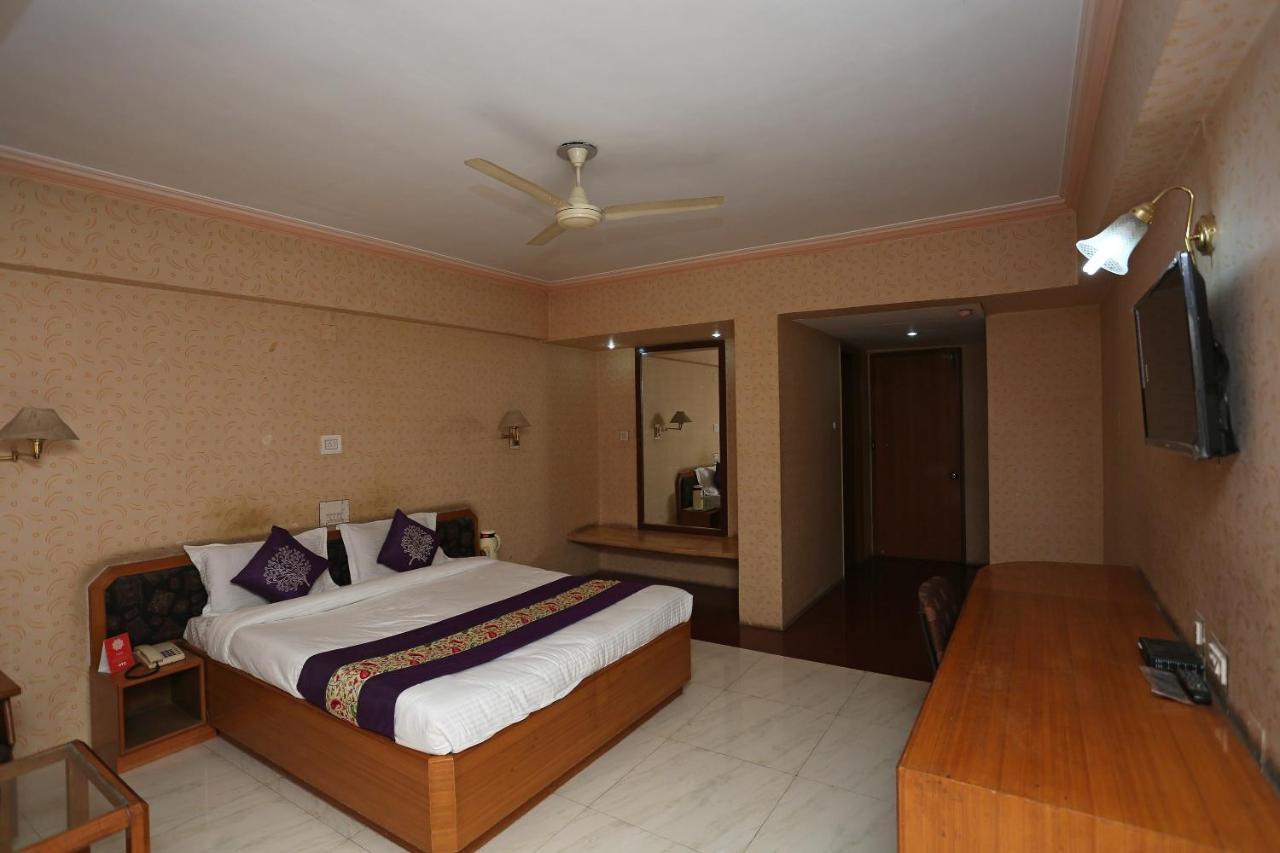 Collection O Shiva'S Regency Hotel Биканер Екстериор снимка