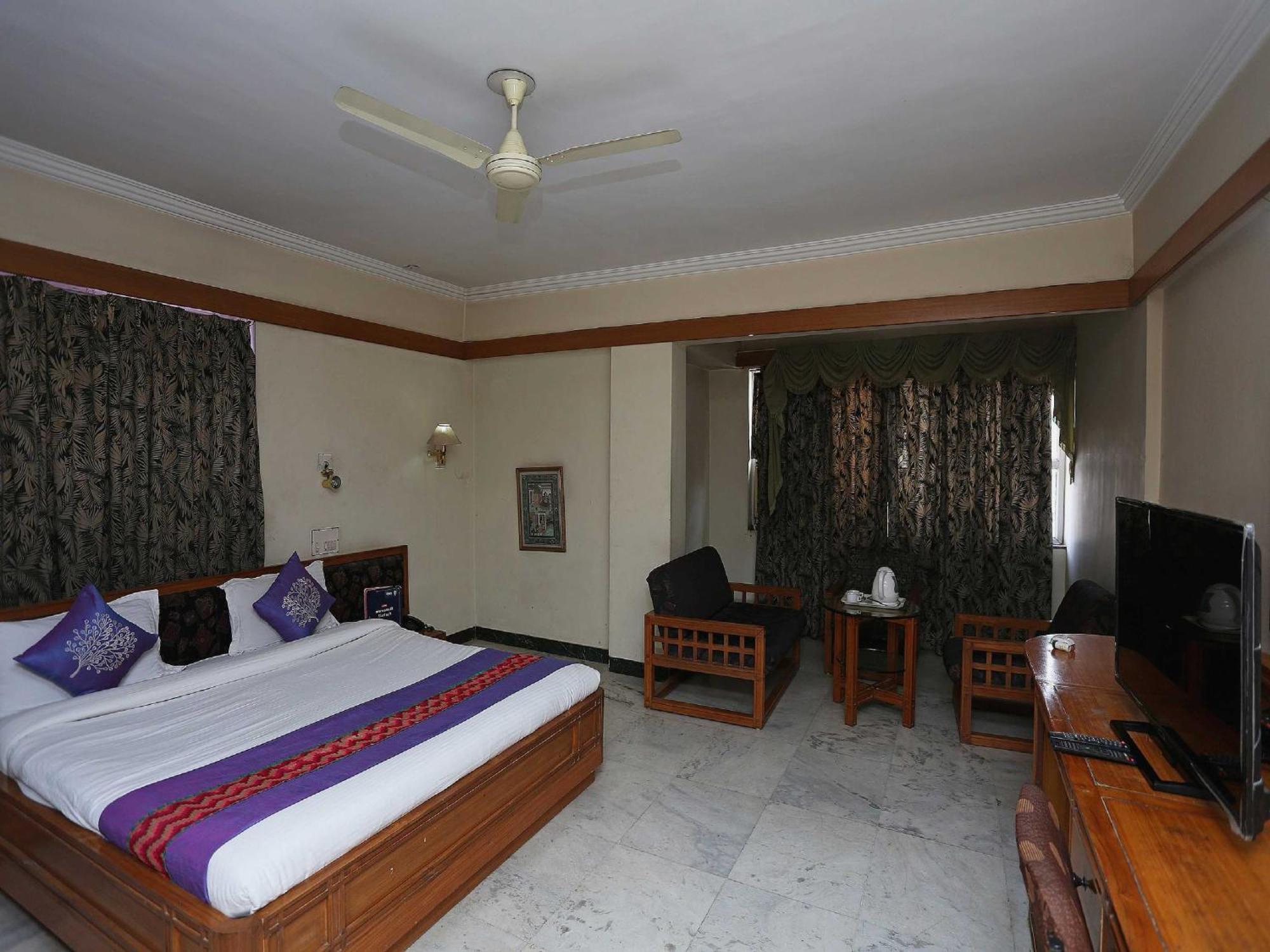 Collection O Shiva'S Regency Hotel Биканер Екстериор снимка