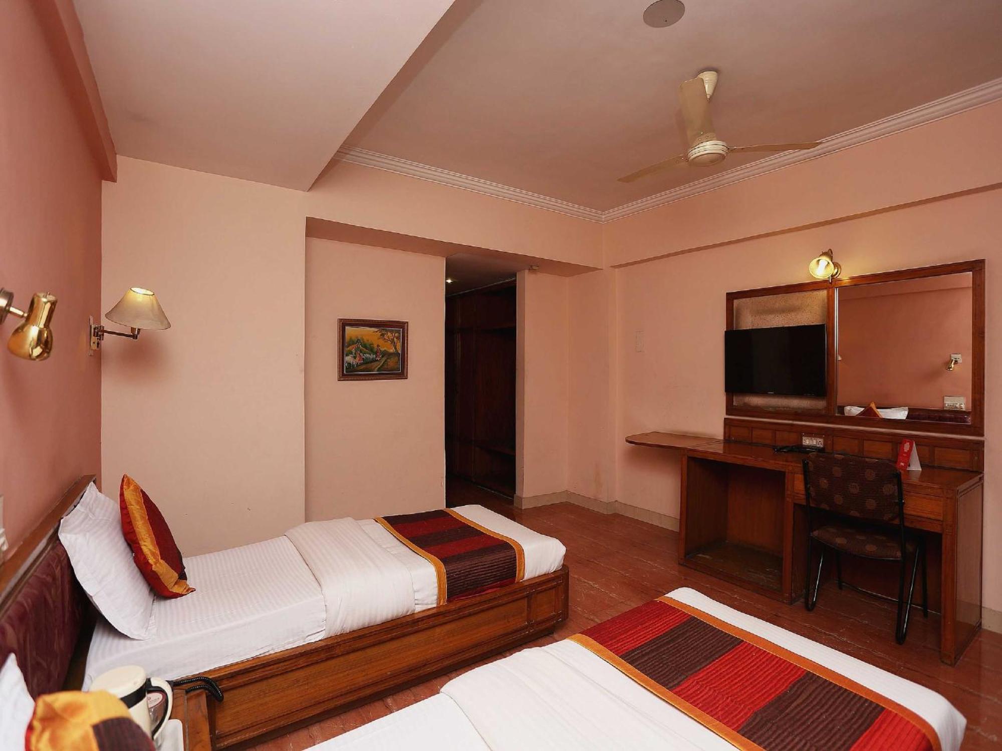 Collection O Shiva'S Regency Hotel Биканер Екстериор снимка